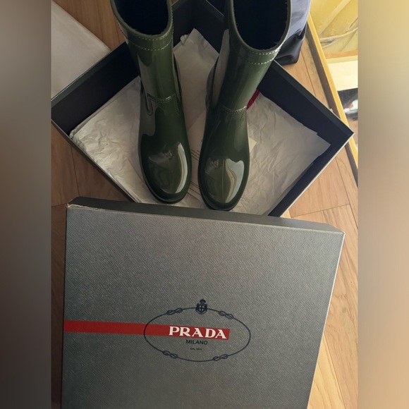 Authentic PRADA SPORT GREEN Rubber Women's Boots Sz 39 (US 9) RARE MILITARY - Picture 2 of 11